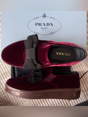 Prada Burgundy Velvet Platform Slip-On Loafere with Black Bow Women EU37